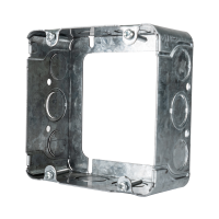 Arani 73171-K rallonge de boîte carrée 4-11/16 po, 2-1/8 po, vue trois quarts arrière avec grandes débouchures extérieures