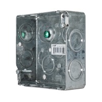 Arani 52151-K boîte de jonction carrée, 1-1/2 po, débouchures, vue trois quarts avec débouchures de la paroi latérale et vis