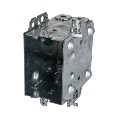 Arani 1004-LH gangable device box, 3 in deep, NMD90, no ears, three-quarter view with raised side knockout dimples