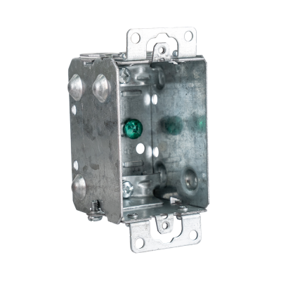 Arani 1102-L boîte d'appareils groupable, 2 po, NMD90, oreilles, vue trois quarts arrière avec débouchures à cuvette